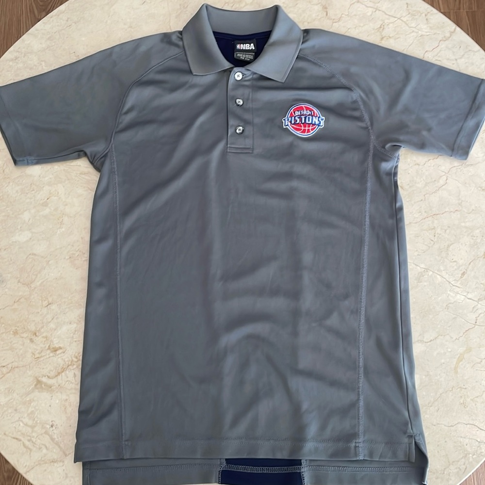 NBA Detroit Pistons basketball polo shirt men’s small